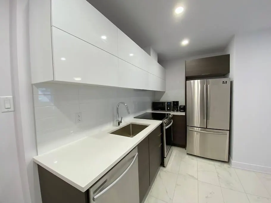 Le Bijou Airhome One Or Two Bedroom Suite Монреаль Канада