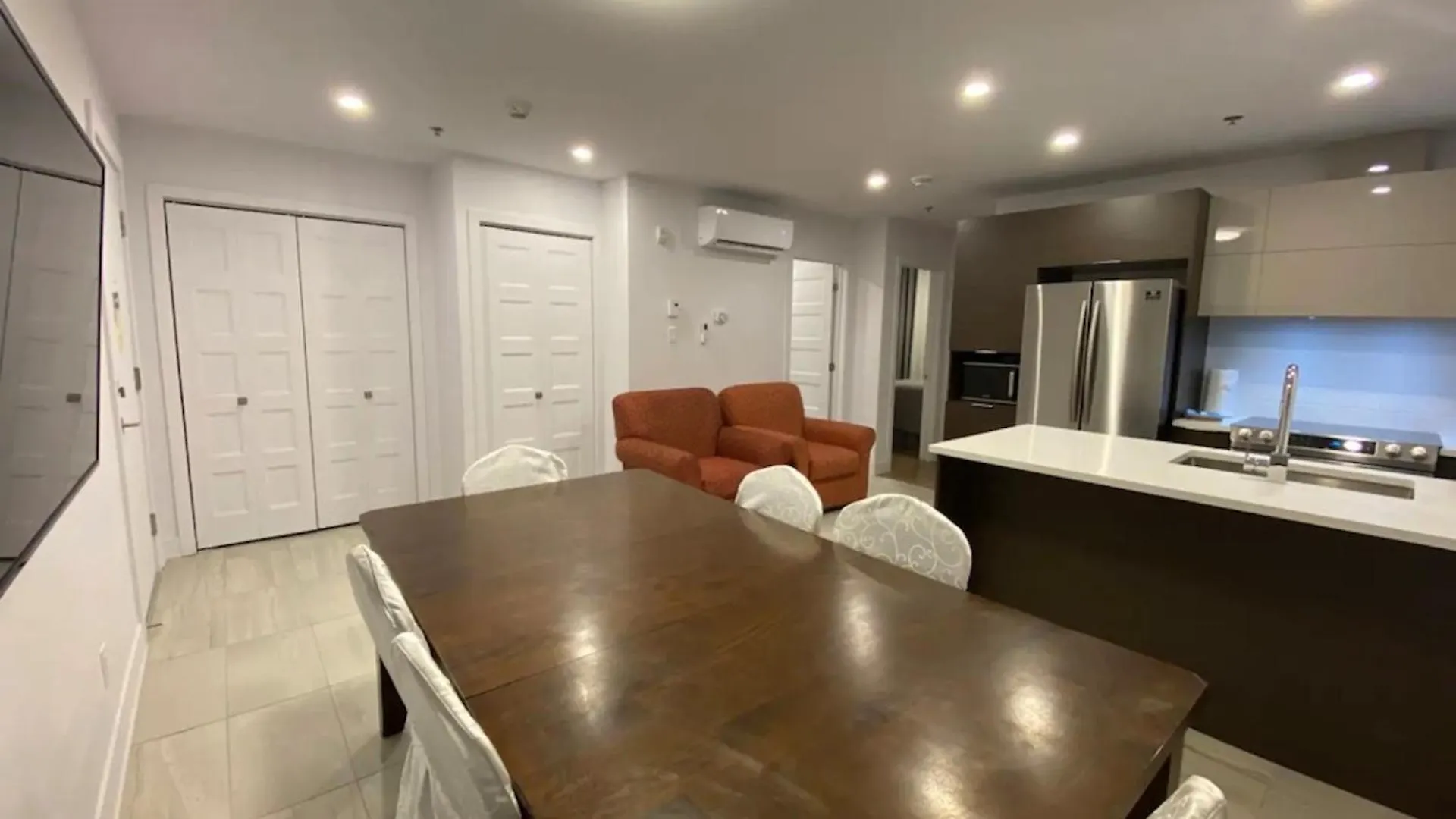Le Bijou Airhome One Or Two Bedroom Suite Монреаль Апартаменты